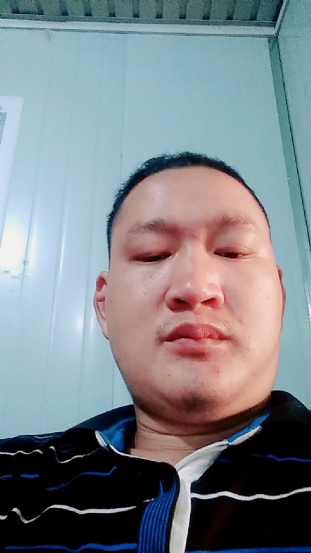 随缘随风的第一张照片--云霄中老年相亲网